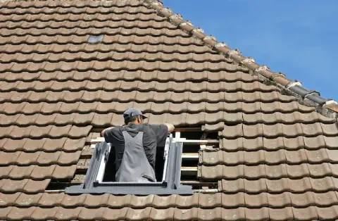 Pose de velux - Bazoches-les-Gallerandes